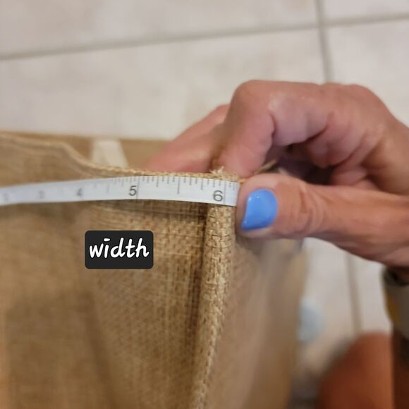 Stylish Tan Tote Bag with Graphic Design - Picture 7 of 9